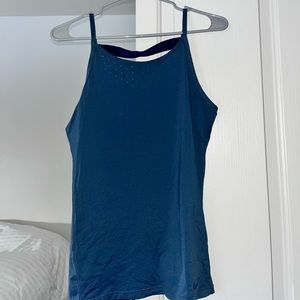 Nike workout tank top